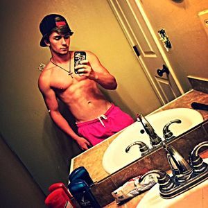 Meet your Posher, Hunter